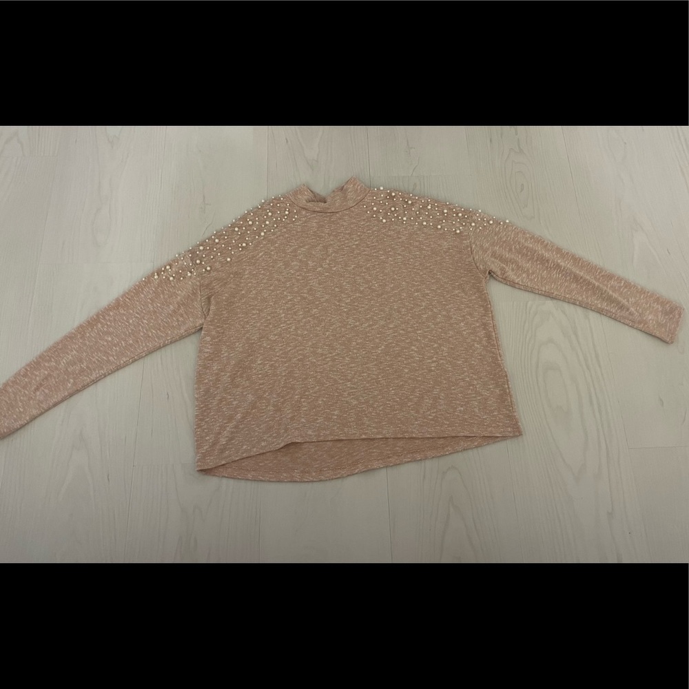 H&M cute top 🤍